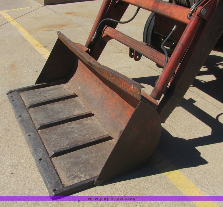 image for item 4484 International 444 tractor with loader