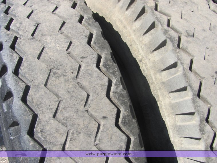 image for item 4486 1979 Chevrolet C70 Custom Deluxe dump truck