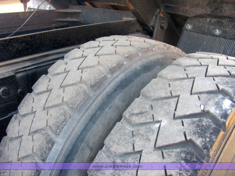 image for item 4486 1979 Chevrolet C70 Custom Deluxe dump truck