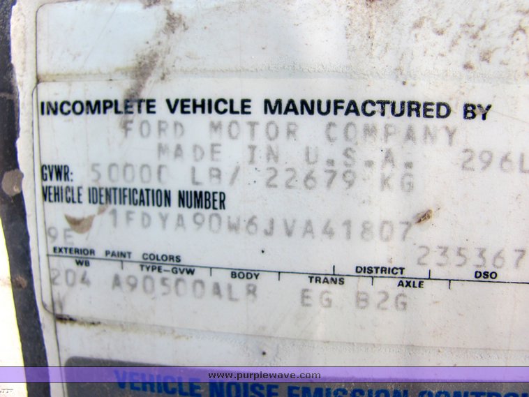 image for item 4487 1988 Ford Conventional LTL900 dump truck