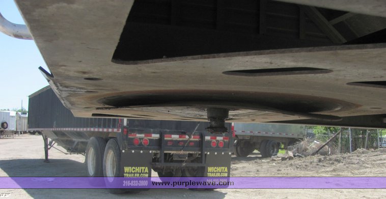 image for item 4489 2009 Stoughton grain trailer