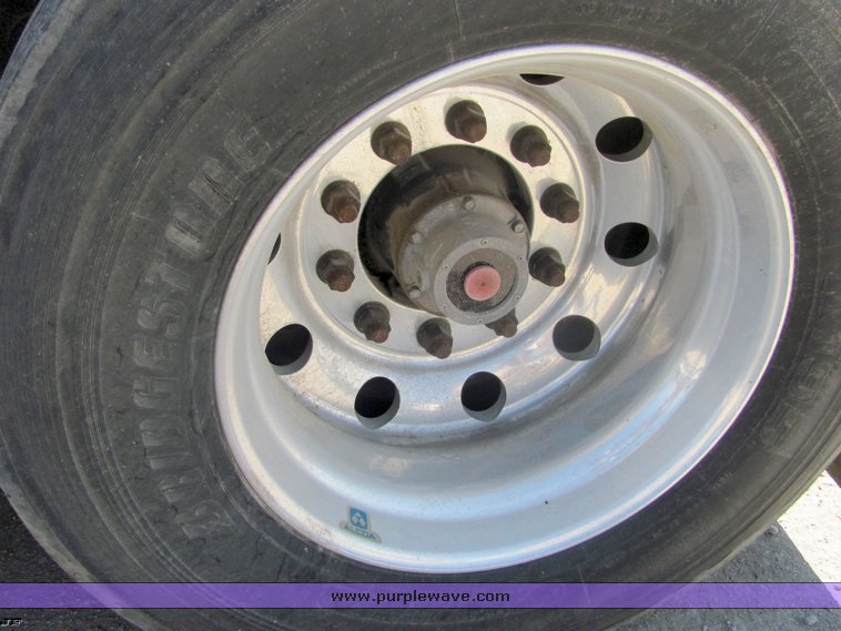 image for item 4489 2009 Stoughton grain trailer