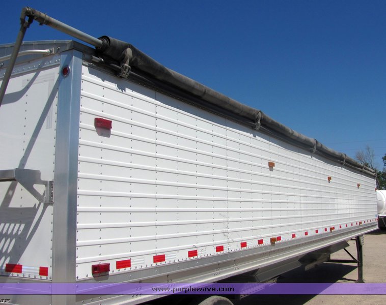 image for item 4489 2009 Stoughton grain trailer