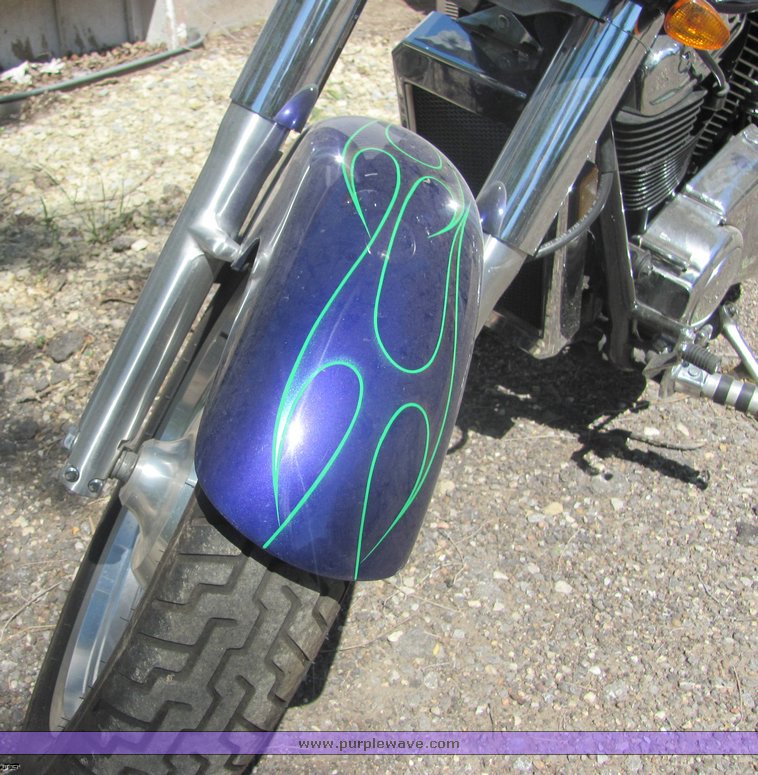 image for item 4490 2004 Honda VT2 motorcycle