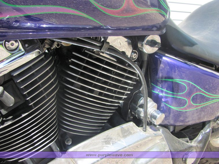 image for item 4490 2004 Honda VT2 motorcycle