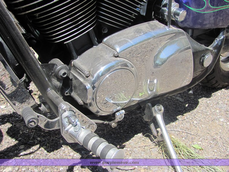 image for item 4490 2004 Honda VT2 motorcycle
