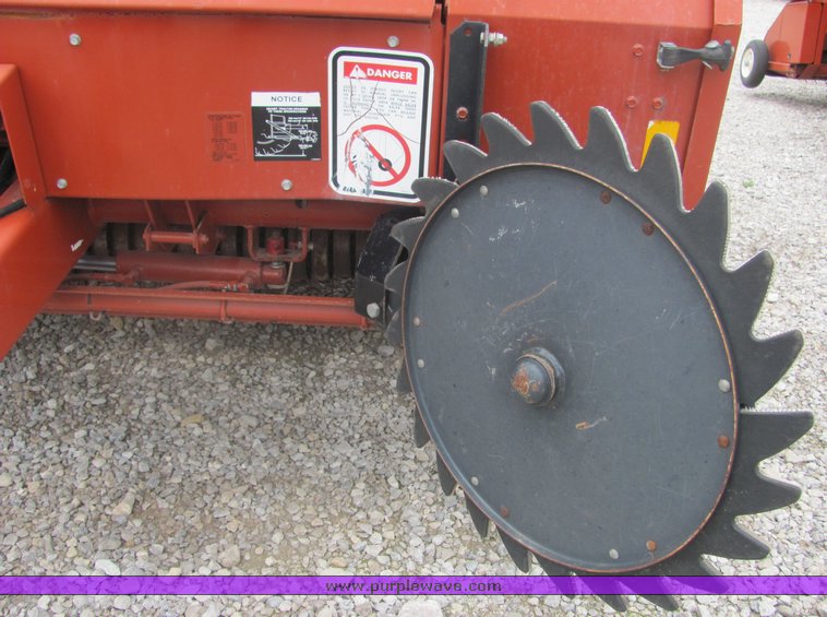 image for item 4578 2000 Hesston 565A round baler