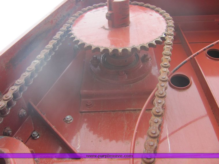 image for item 4578 2000 Hesston 565A round baler