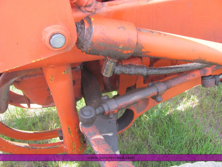 image for item 6007 Ford 335 industrial tractor