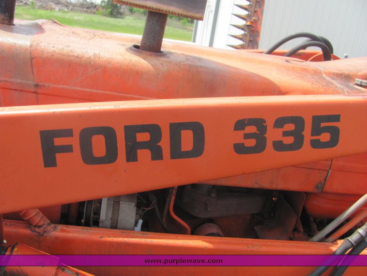 image for item 6007 Ford 335 industrial tractor