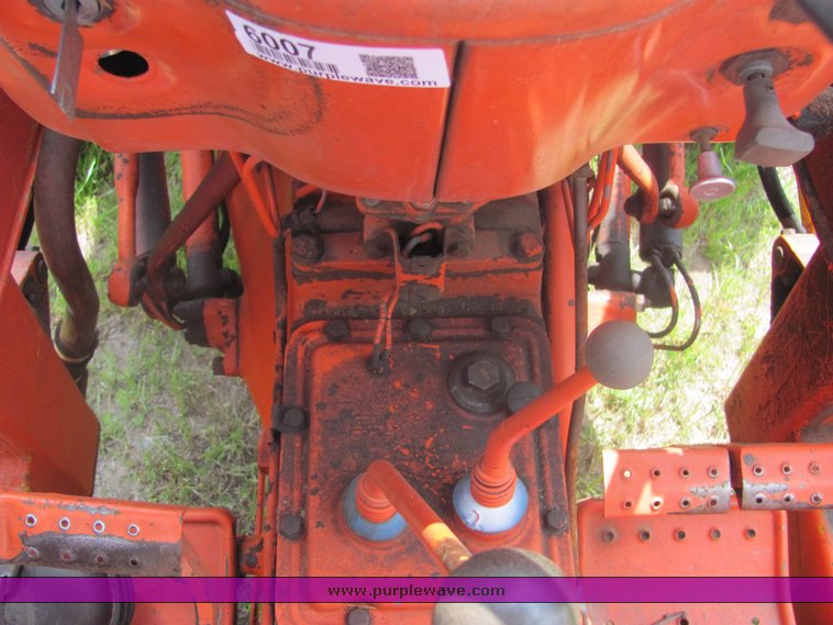 image for item 6007 Ford 335 industrial tractor