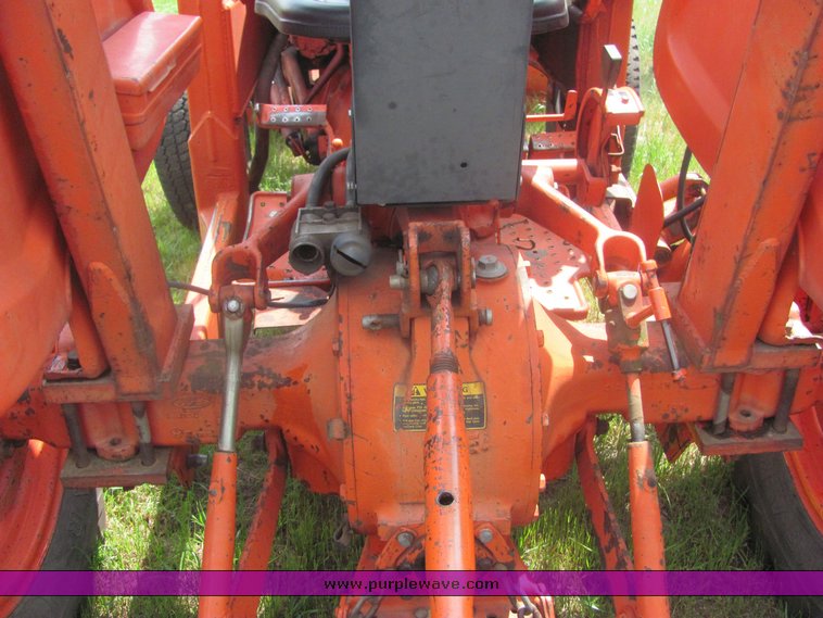 image for item 6007 Ford 335 industrial tractor