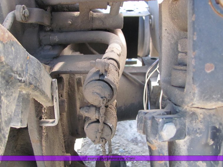 image for item 6009 1979 White 2-70 Field Boss tractor