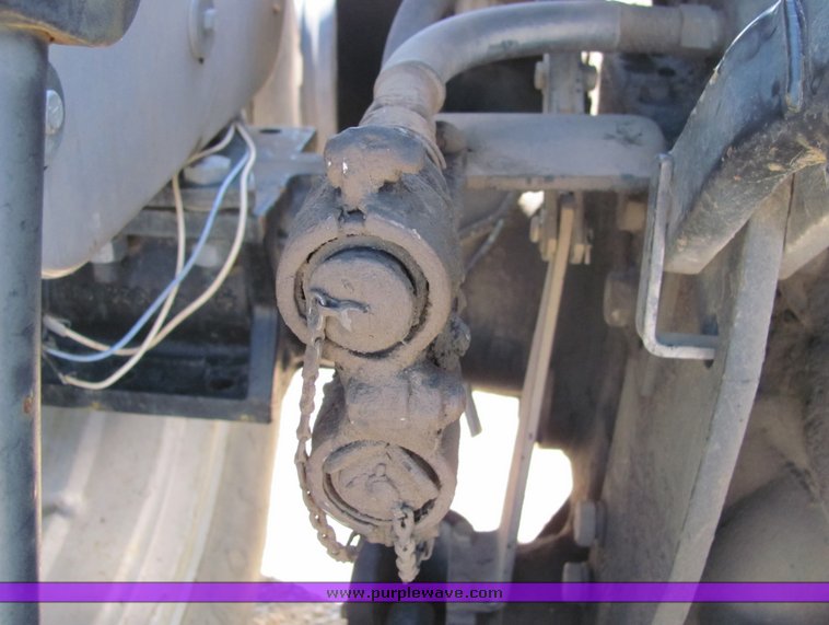 image for item 6009 1979 White 2-70 Field Boss tractor