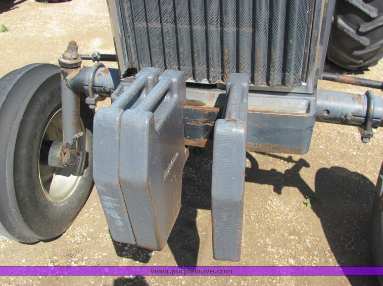 image for item 6009 1979 White 2-70 Field Boss tractor