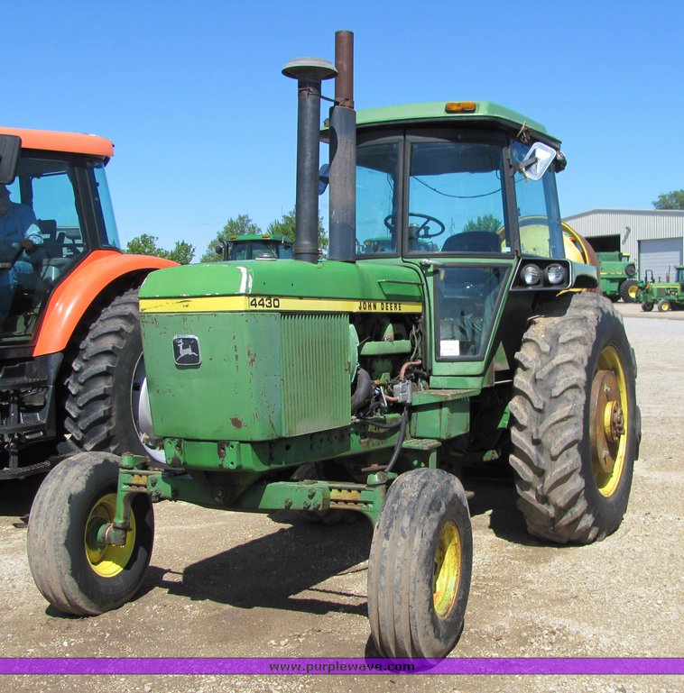 image for item 6010 1974 John Deere 4430 tractor