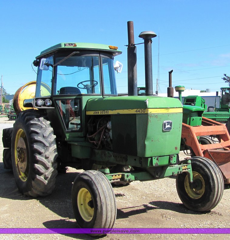 image for item 6010 1974 John Deere 4430 tractor