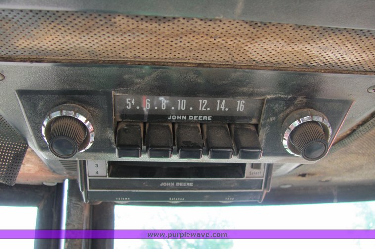 image for item 6010 1974 John Deere 4430 tractor