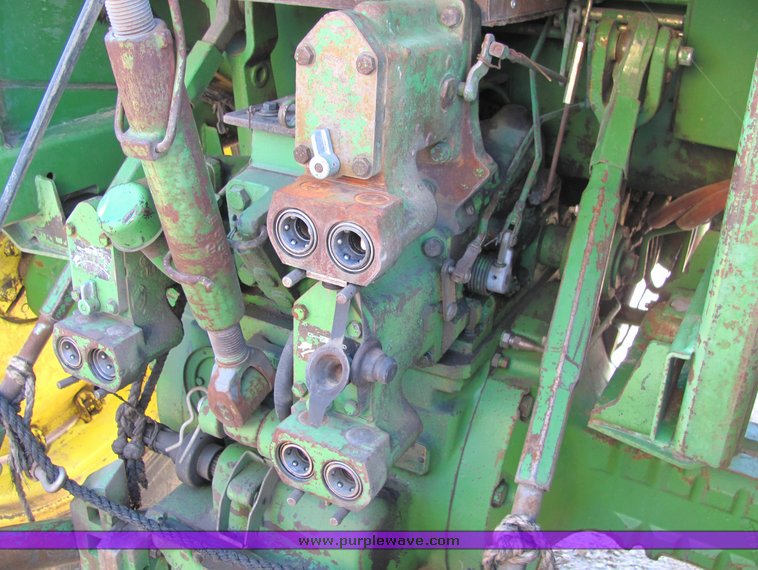 image for item 6010 1974 John Deere 4430 tractor