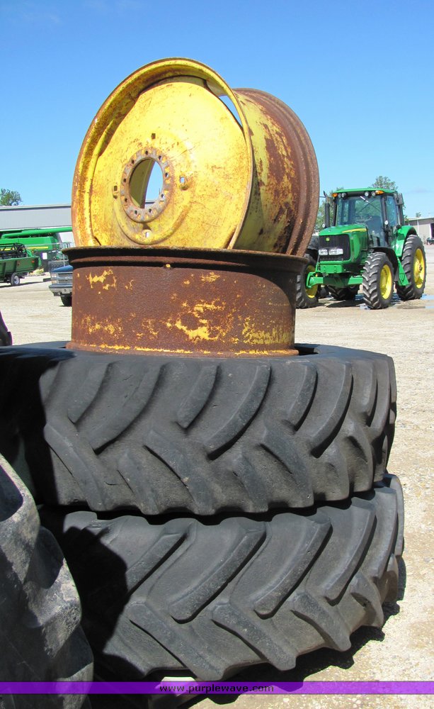 image for item 6010 1974 John Deere 4430 tractor
