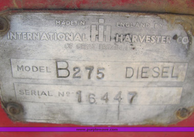 image for item 6011 International Harvester B275 tractor