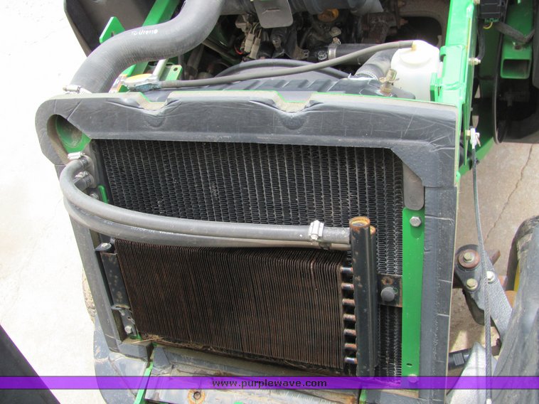 image for item 6031 2004 John Deere 1420 riding mower