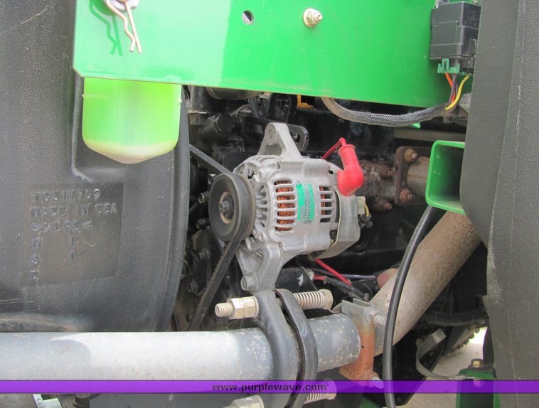 image for item 6031 2004 John Deere 1420 riding mower