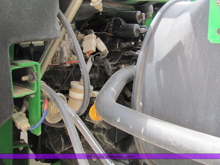 image for item 6031 2004 John Deere 1420 riding mower