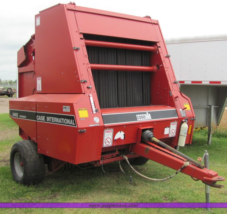 image for item 6043 1994 Case 8465A round baler