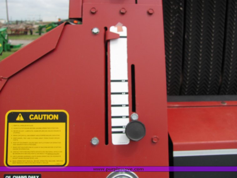 image for item 6043 1994 Case 8465A round baler