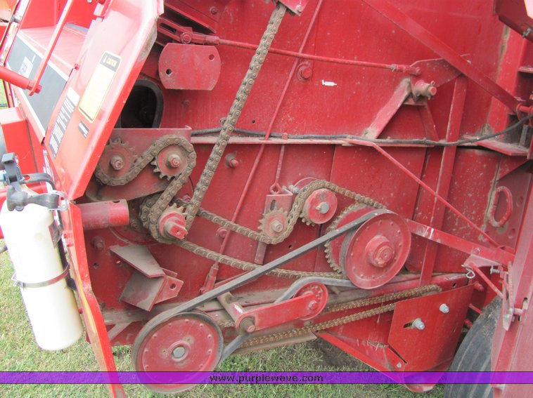 image for item 6043 1994 Case 8465A round baler