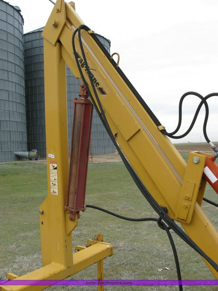 image for item 6193 Schlabs Ag crane three-point bale spear