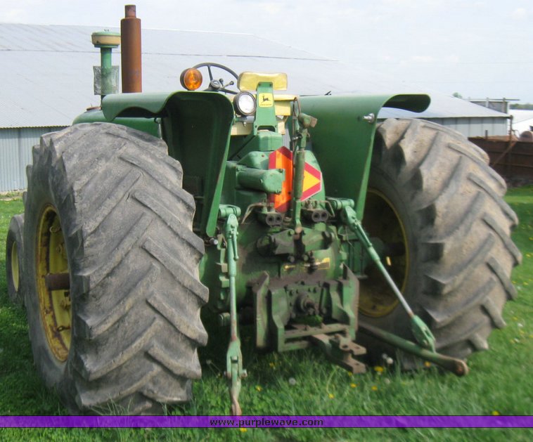 image for item 7112 1967 John Deere 5020 tractor