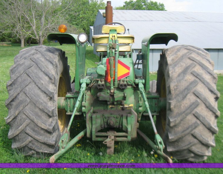image for item 7112 1967 John Deere 5020 tractor