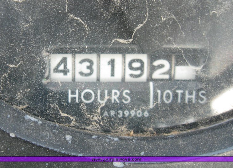 image for item 7112 1967 John Deere 5020 tractor