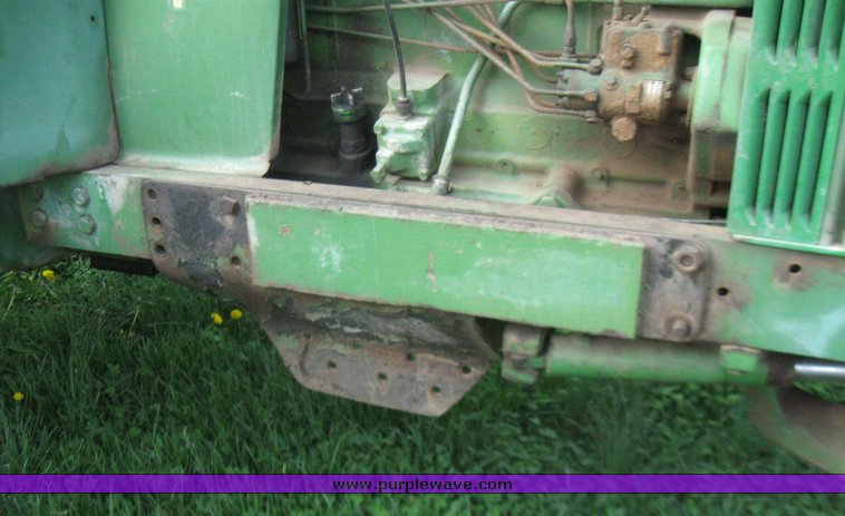 image for item 7112 1967 John Deere 5020 tractor