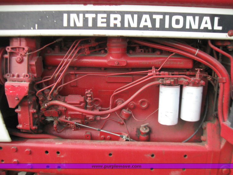 image for item 7114 1978 International 1486 tractor