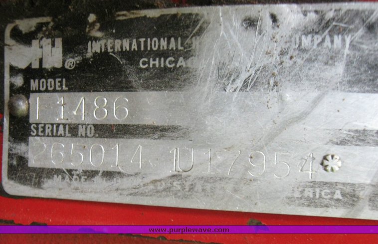 image for item 7114 1978 International 1486 tractor