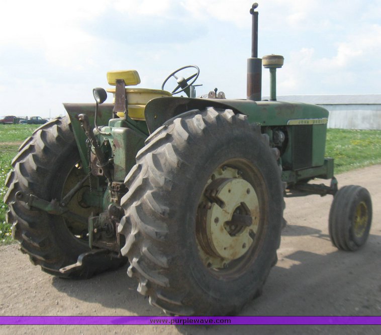 image for item 7115 1963 John Deere 4010 tractor