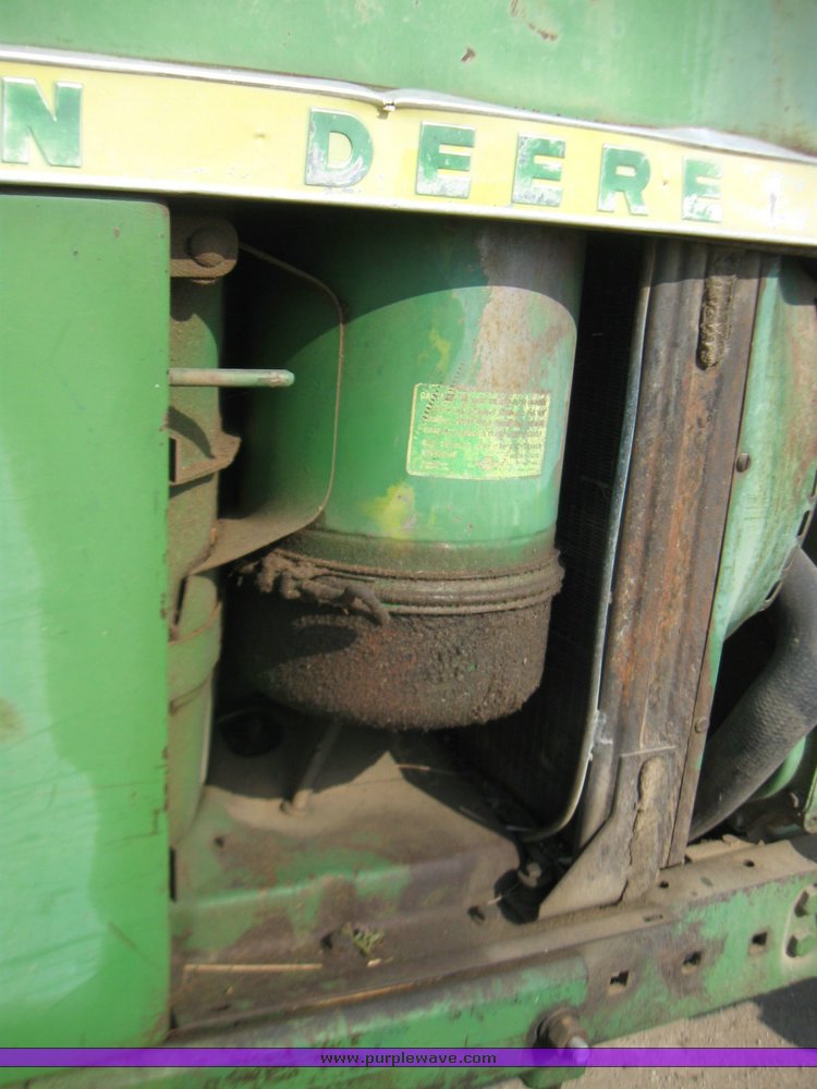 image for item 7115 1963 John Deere 4010 tractor