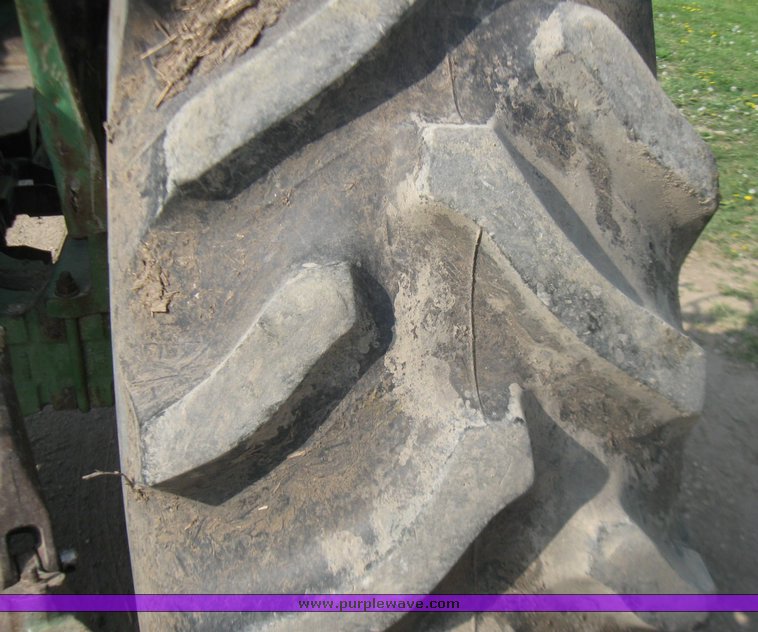 image for item 7115 1963 John Deere 4010 tractor