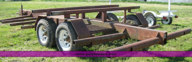 image for item 7271 Double axle eight bale trailer