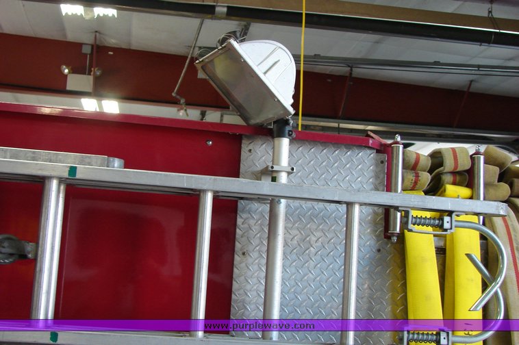 image for item 1001 1983 Ford C8000 Pierce Engine pumper fire truck