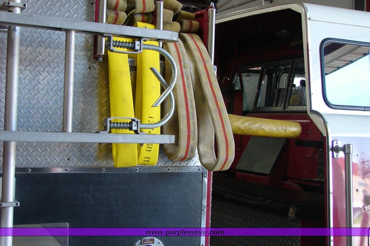 image for item 1001 1983 Ford C8000 Pierce Engine pumper fire truck