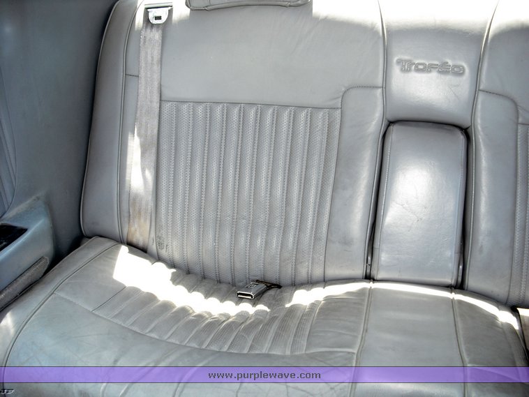 image for item 1010 1992 Oldsmobile Toronado