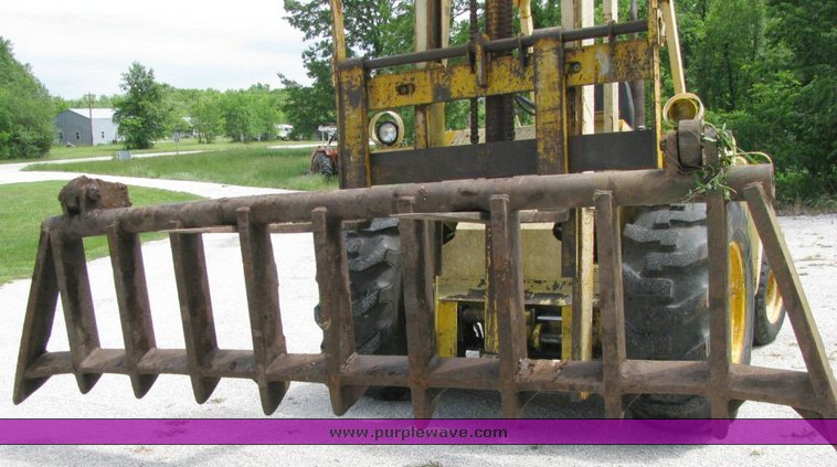 image for item 1102 Root rake