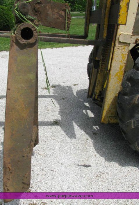 image for item 1102 Root rake