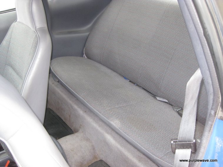 image for item 1200 1996 Dodge Neon