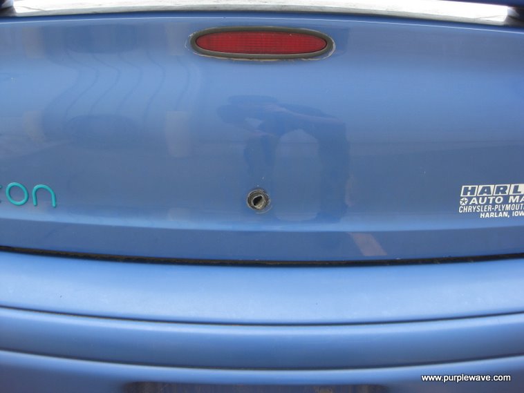 image for item 1200 1996 Dodge Neon