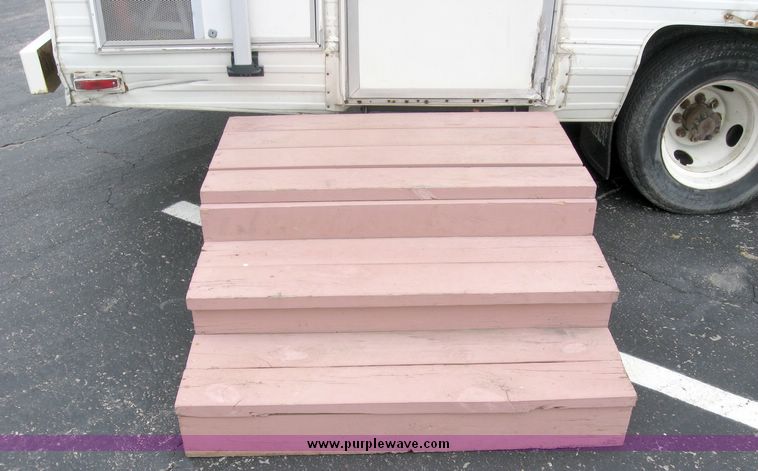 image for item 2016 1977 Dodge F40 motor home